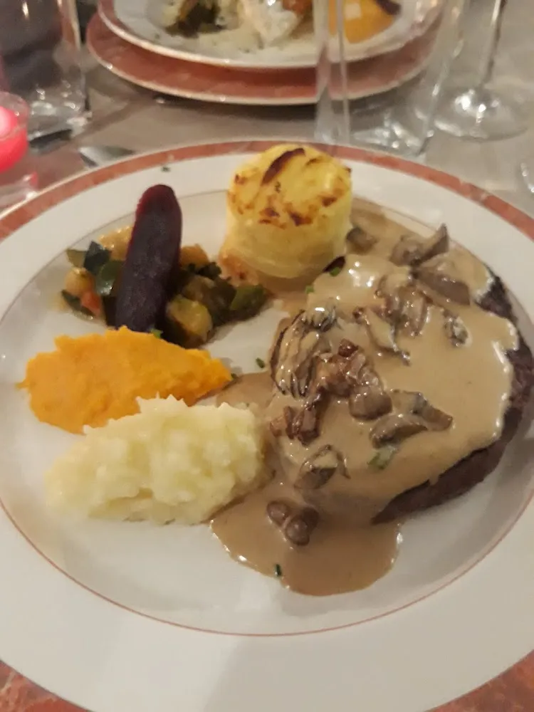 Filet de Bœuf Sauce Forestière